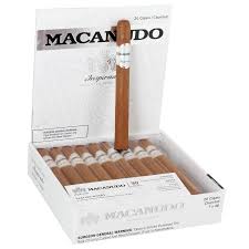 MACANUDO INSPIRADO WHITE CHURCHILL